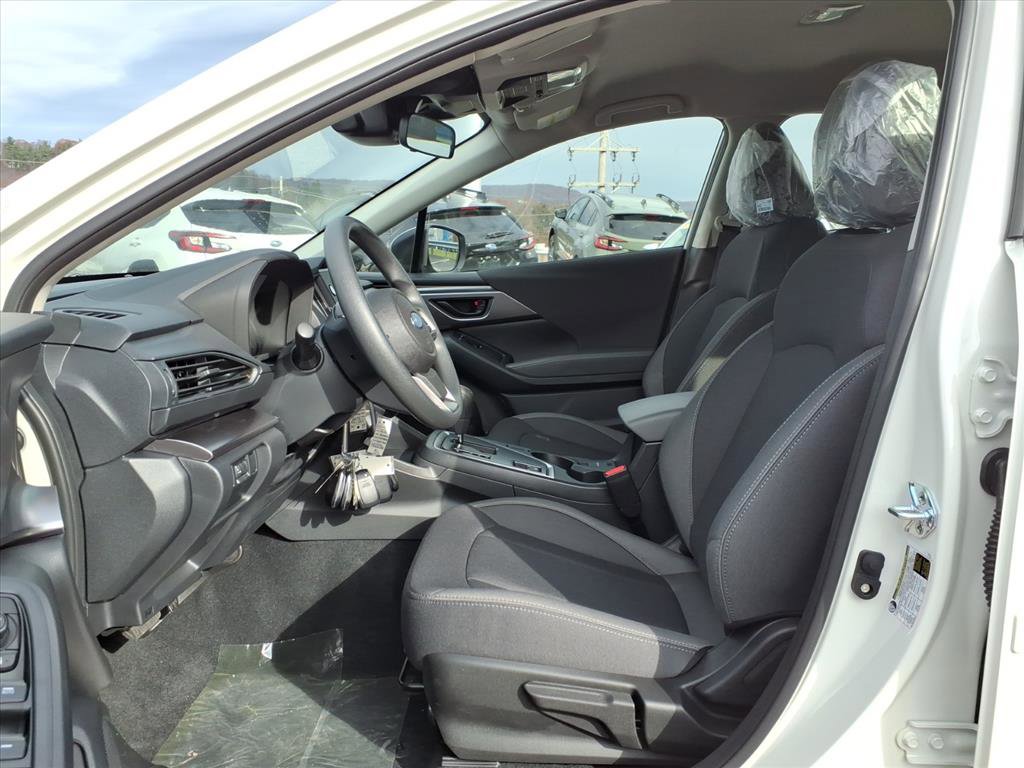 2025 Subaru Impreza Base photo 3