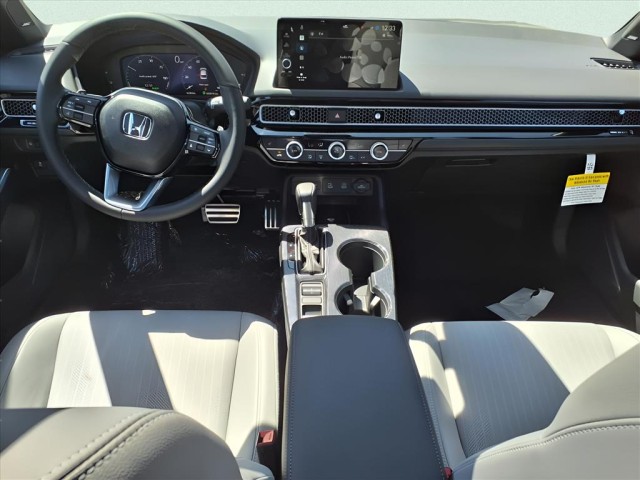 2025 Honda Civic Hybrid Sport Touring photo 12