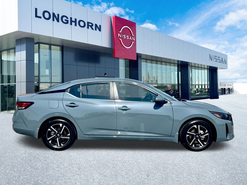 2025 Nissan Sentra SV photo 2