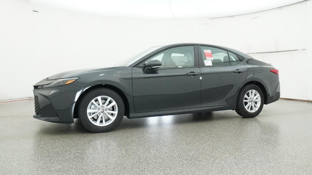 2026 Toyota Camry LE photo 8
