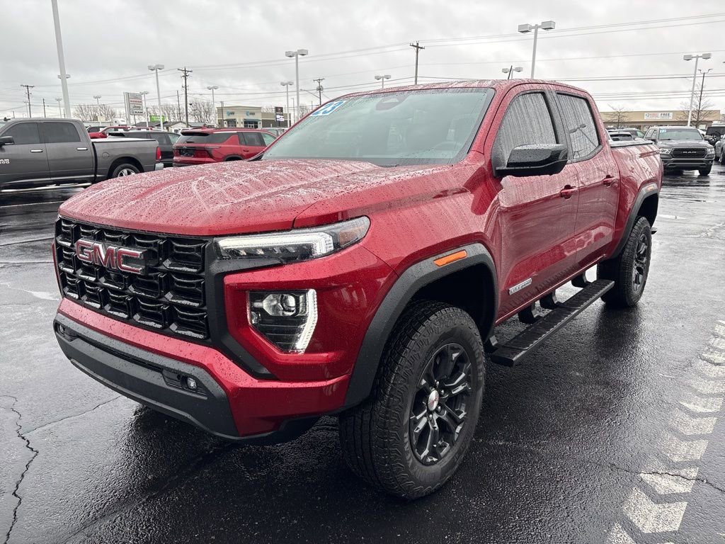 2023 GMC Canyon Elevation's photo