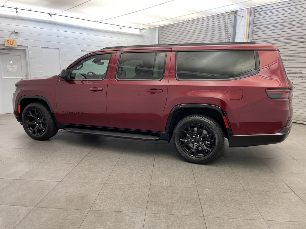 2025 Jeep Wagoneer L Series II photo 4