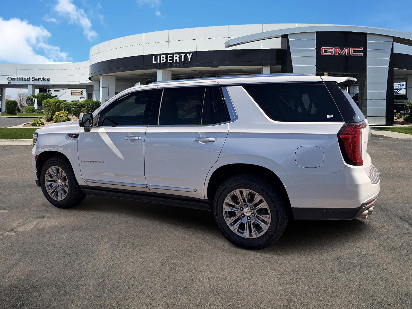 2023 Gmc Yukon Denali photo 3