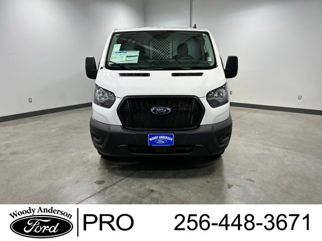 2024 Ford Transit photo 3