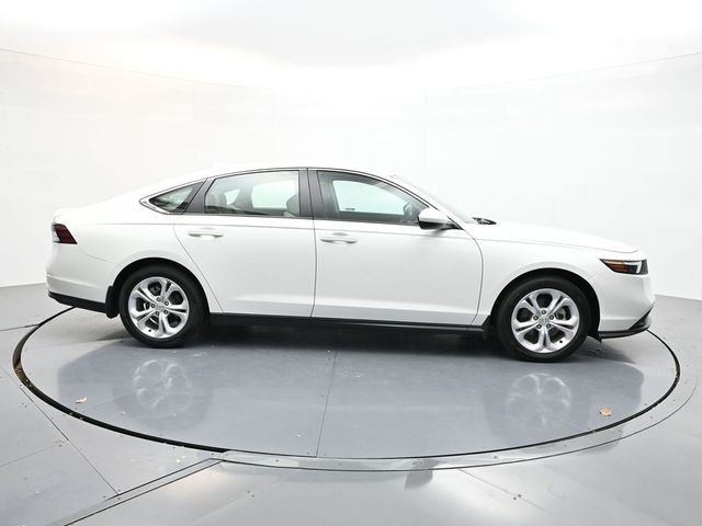2024 Honda Accord LX photo 4