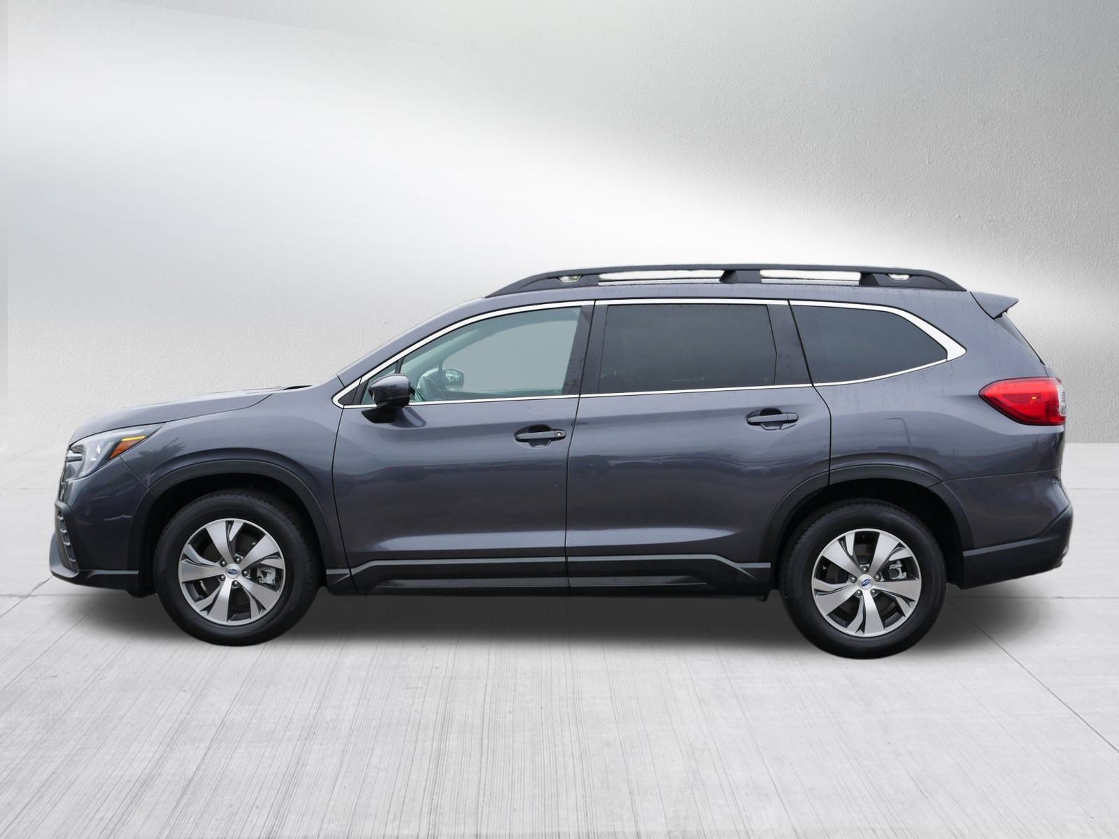 2024 Subaru Ascent Premium photo 4