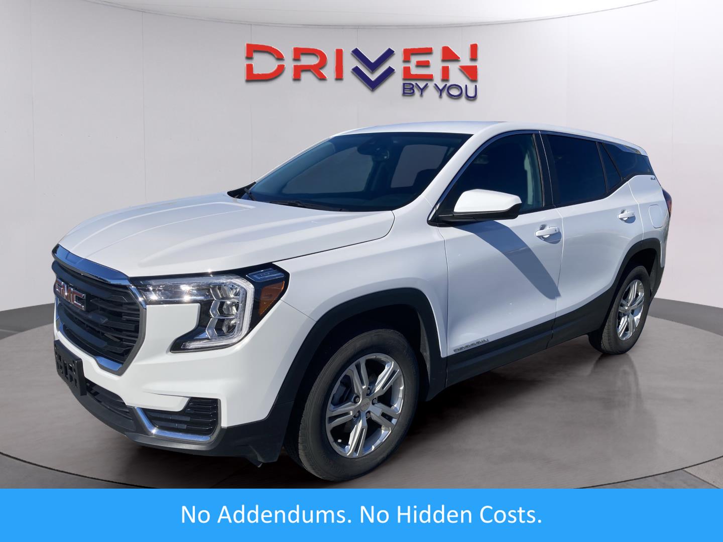 2024 GMC Terrain SLE's photo