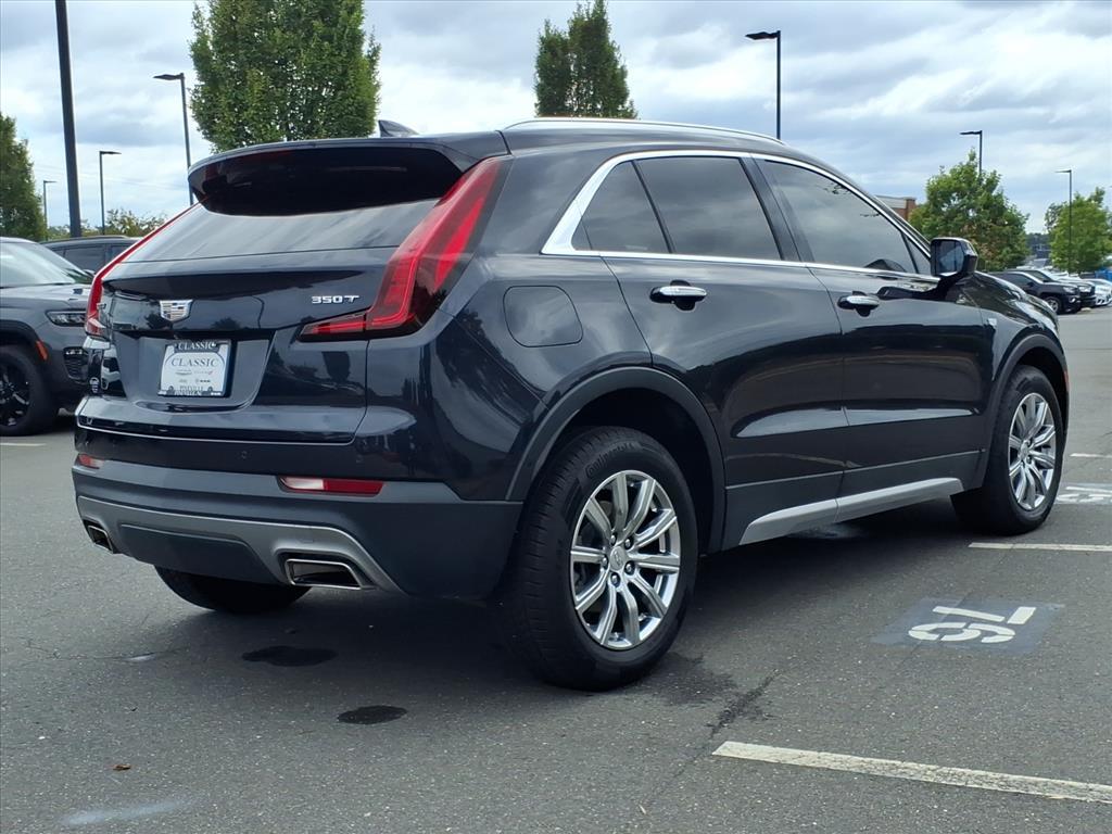 2022 Cadillac XT4 Premium Luxury photo 9