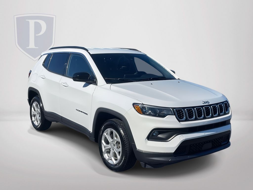 2024 Jeep Compass Latitude's photo