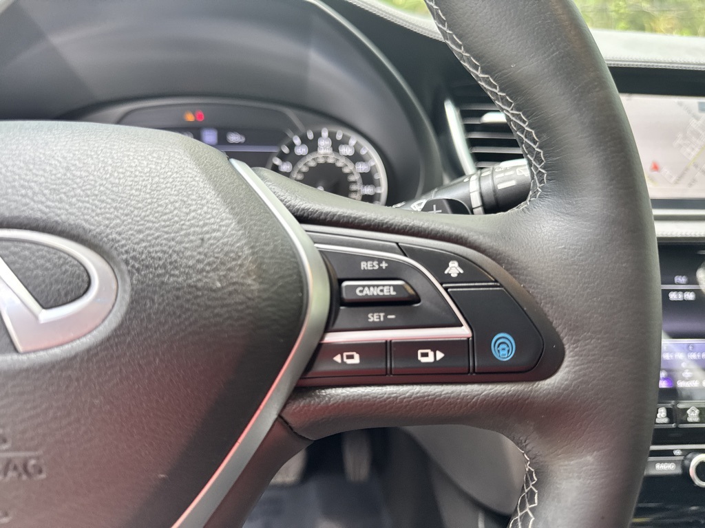 2022 Infiniti QX50 Essential photo 24