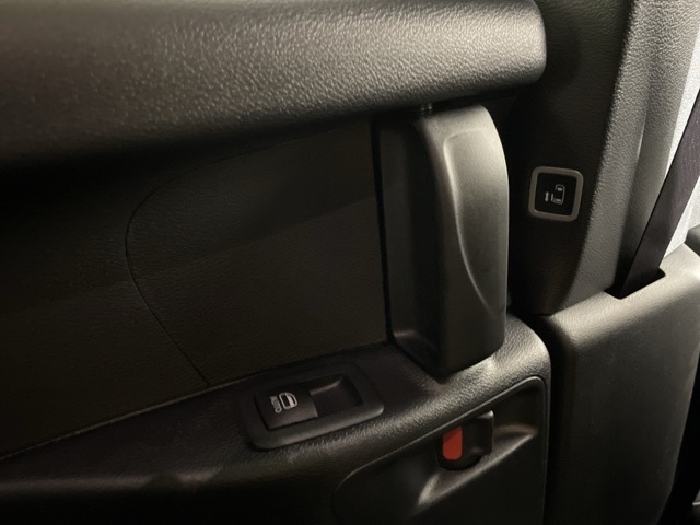 2025 Chrysler Pacifica photo 32