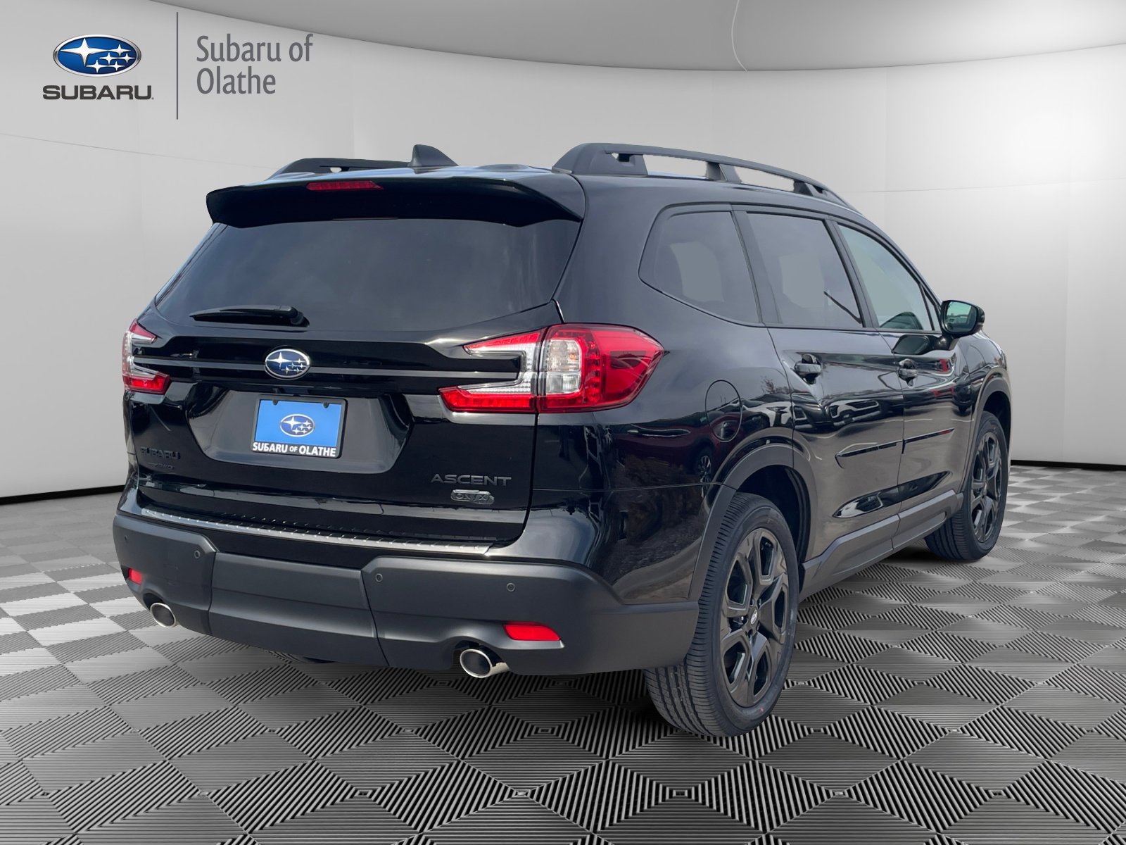 2025 Subaru Ascent Onyx Edition Touring photo 3