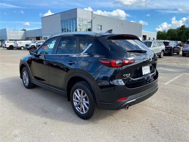 2023 Mazda CX-5 2.5 S Preferred photo 6