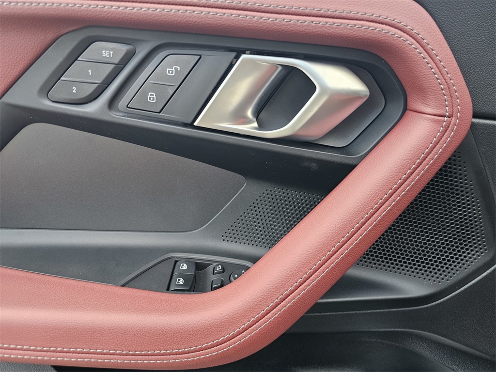2025 Bmw 230i photo 16