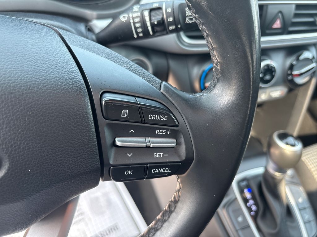 2018 Hyundai Kona SEL photo 29