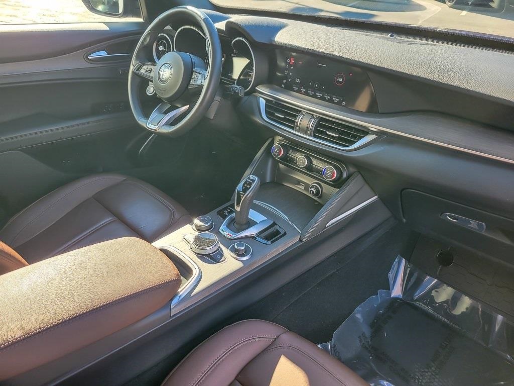 2022 ALFA ROMEO STELVIO - Image 23