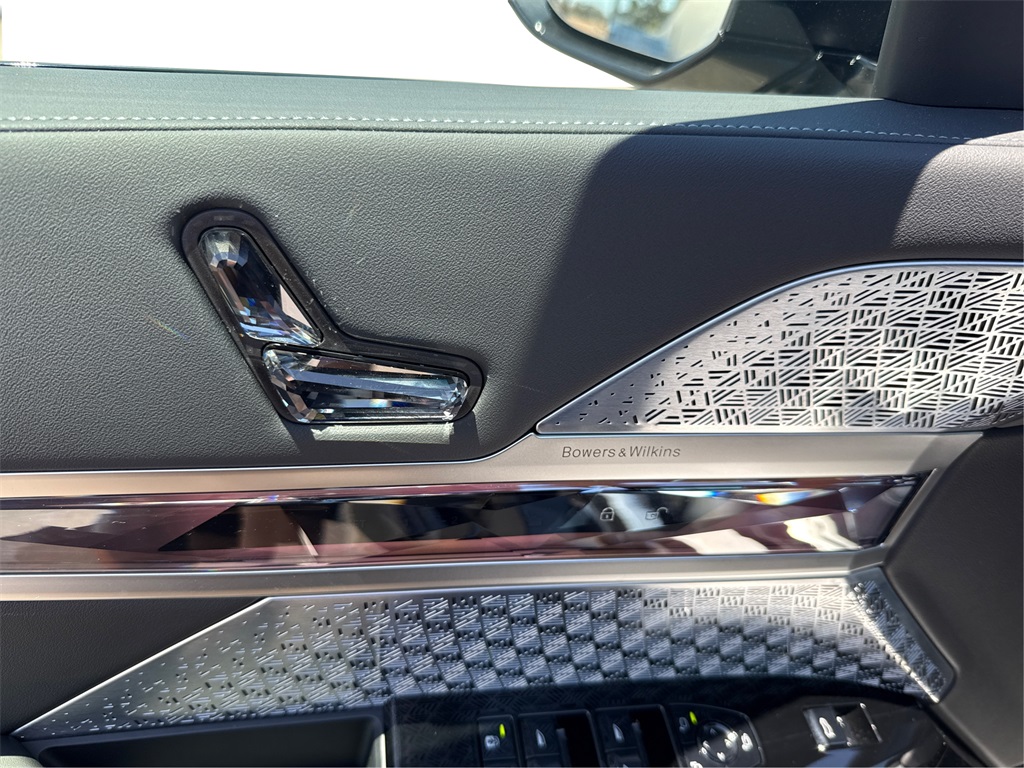 2025 Bmw 760i xDrive photo 25