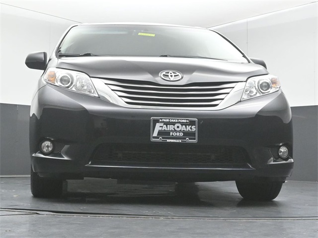 2017 TOYOTA SIENNA - Image 35