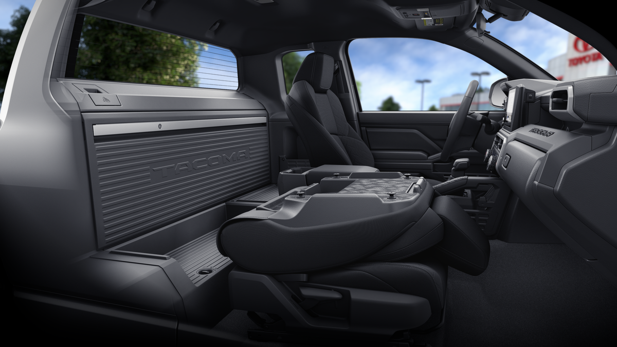 2025 Toyota Tacoma LE photo 18