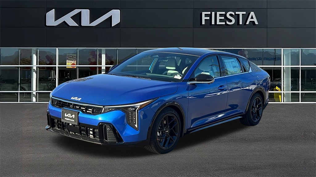 2025 Kia K4 GT-Line Turbo photo 2