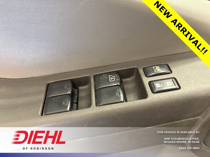2013 Nissan Xterra X photo 16