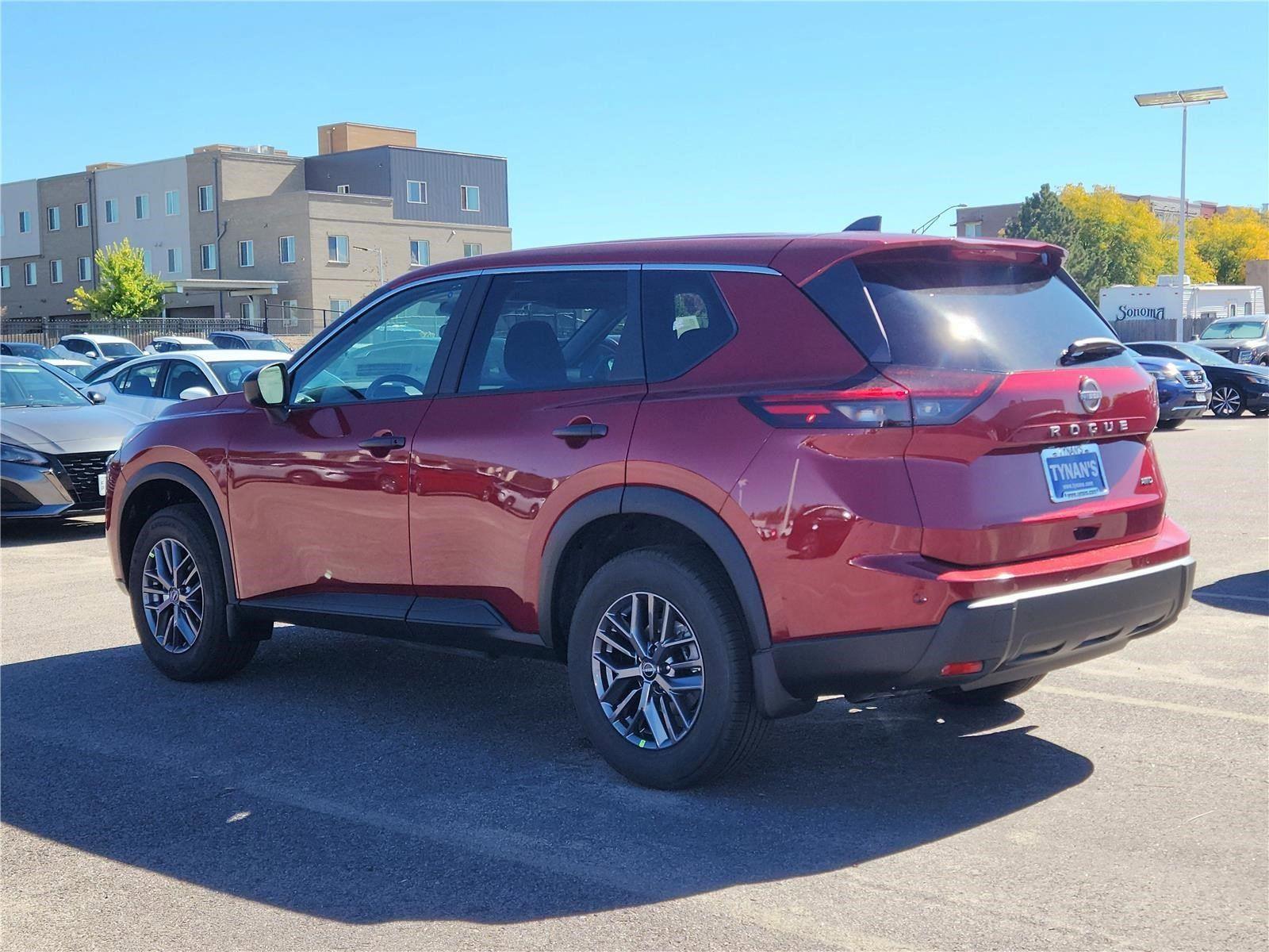 2026 Nissan Rogue S photo 4