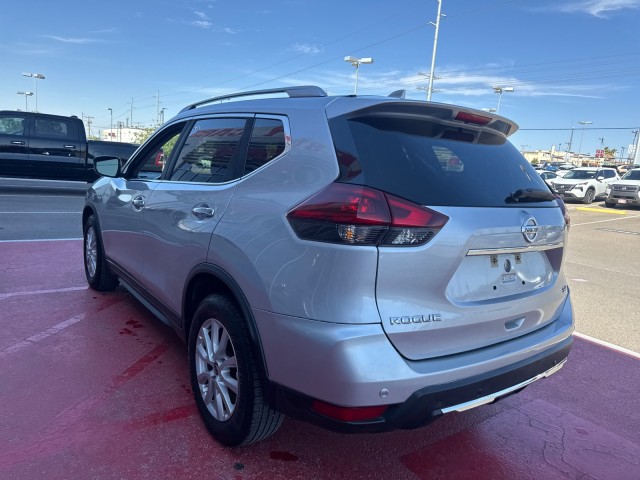 Used 2020 Brilliant Silver Metallic Nissan SV image 13