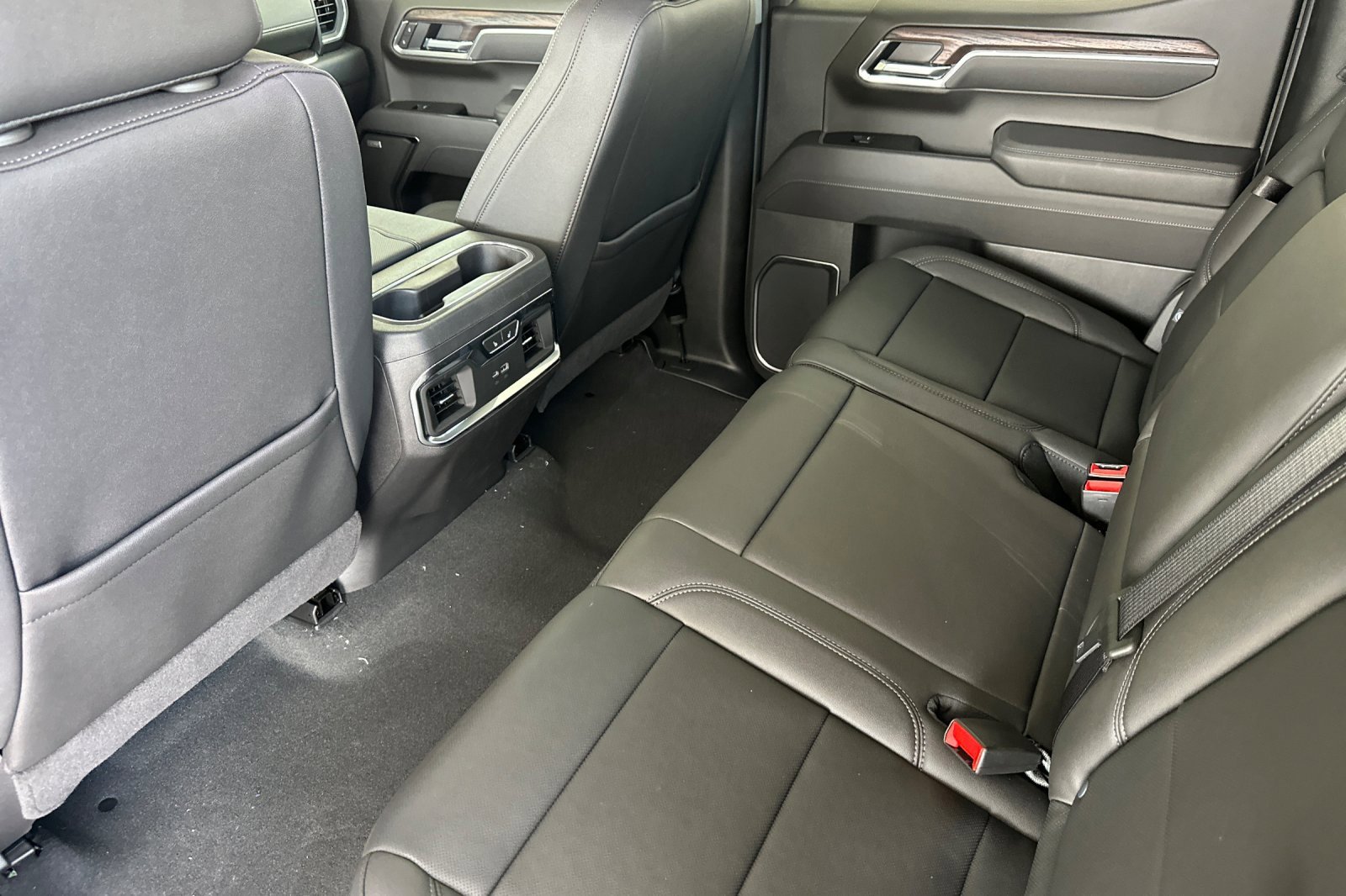 2025 Gmc Sierra 1500 SLT photo 12