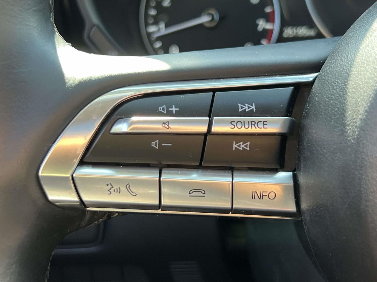 2023 Mazda CX-50 2.5 Preferred Plus photo 19