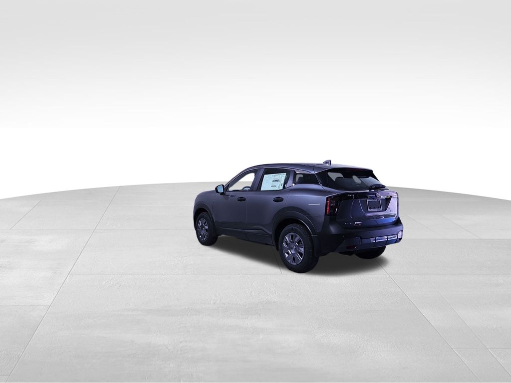 2025 Nissan Kicks S photo 3