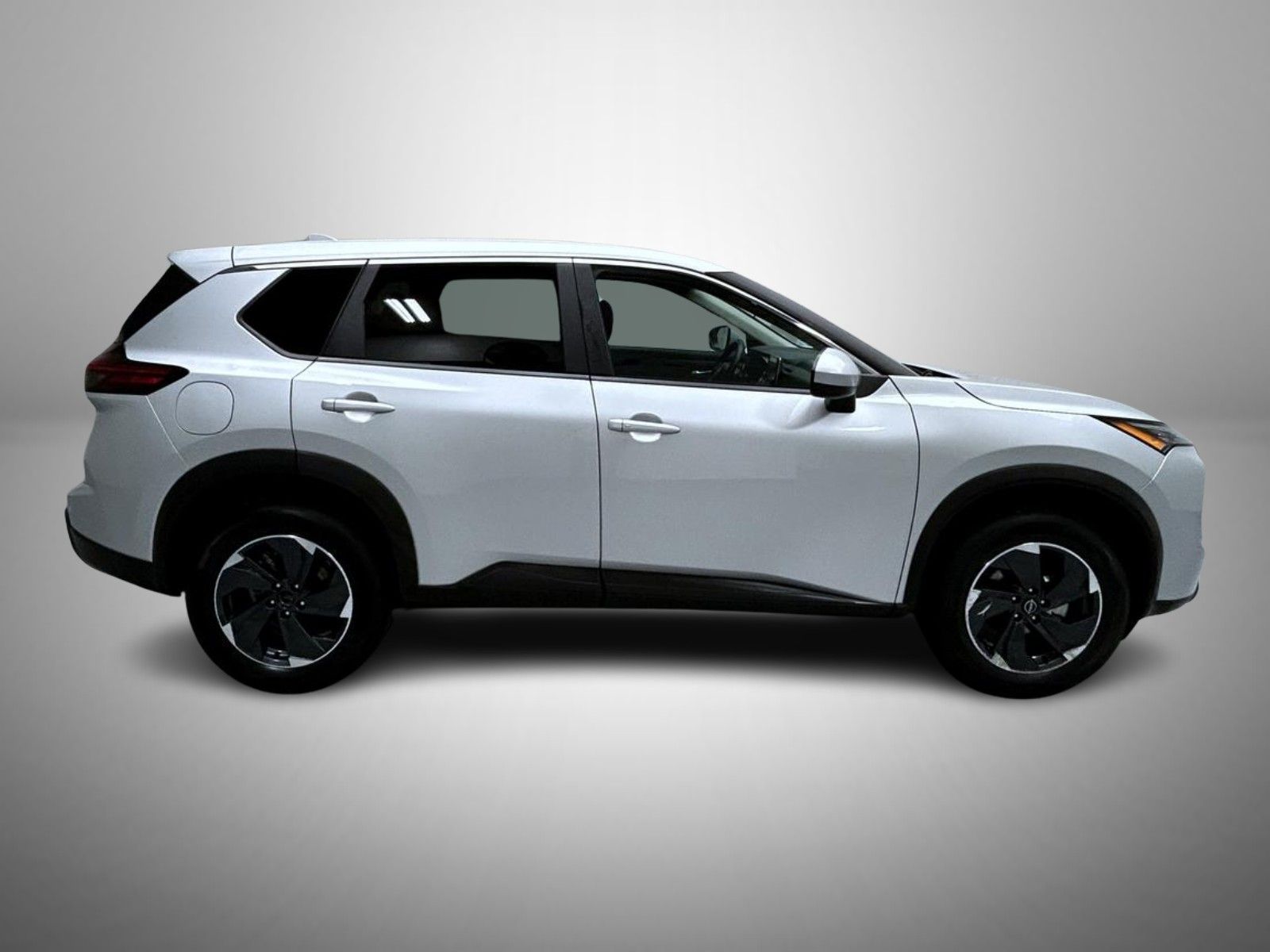 2024 Nissan Rogue SV photo 4