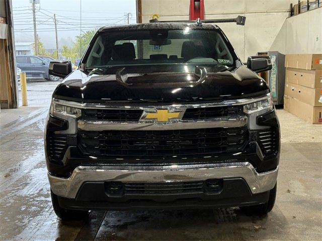2025 Chevrolet Silverado 1500 LT photo 10