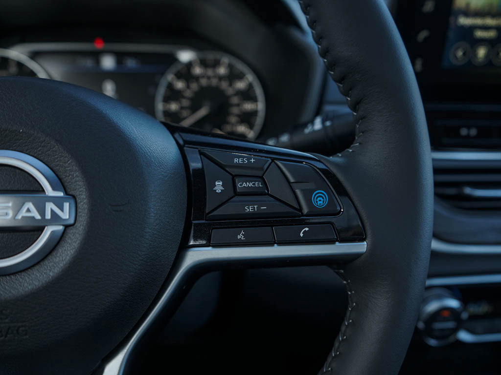 2025 Nissan Altima 2.5 SV photo 16