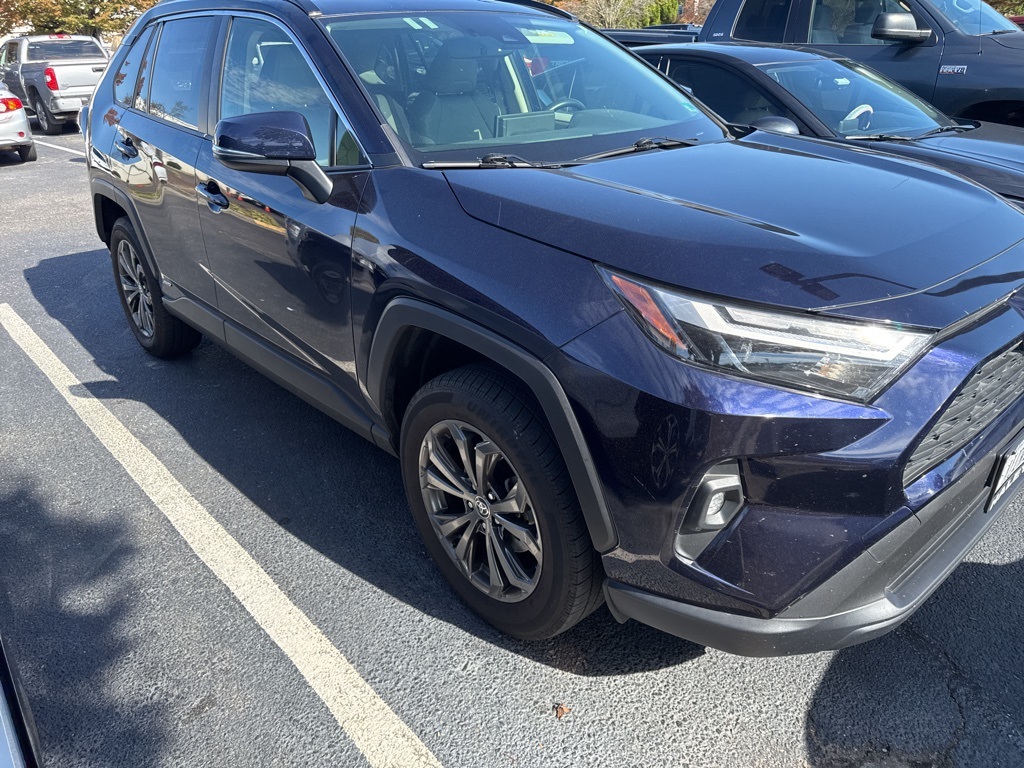 2022 Toyota RAV4 XLE Premium
