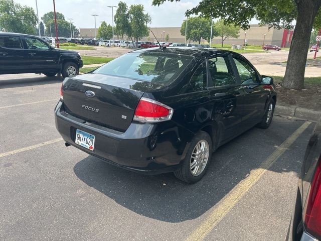 Used 2011 Ford Focus SE with VIN 1FAHP3FN3BW161340 for sale in Apple Valley, Minnesota