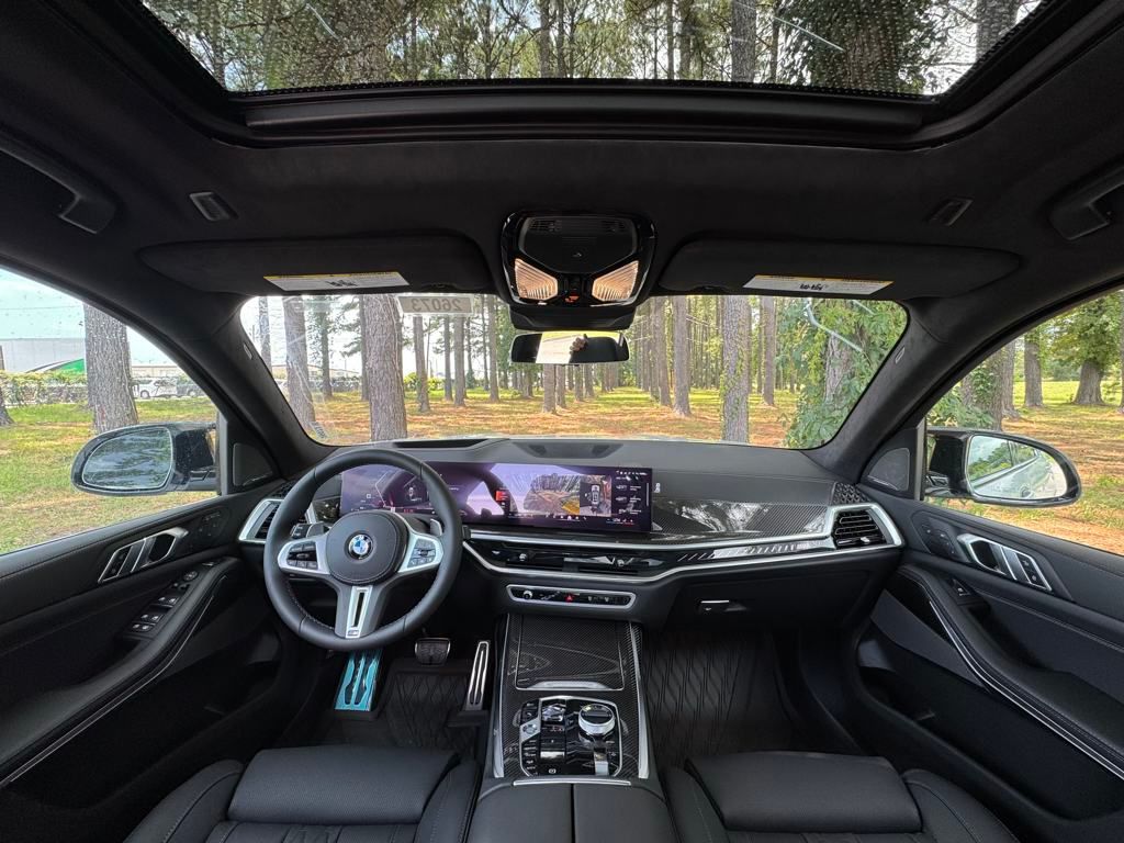 2026 Bmw X7 M60i photo 2