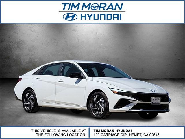 2025 Hyundai Elantra SEL Sport photo 2