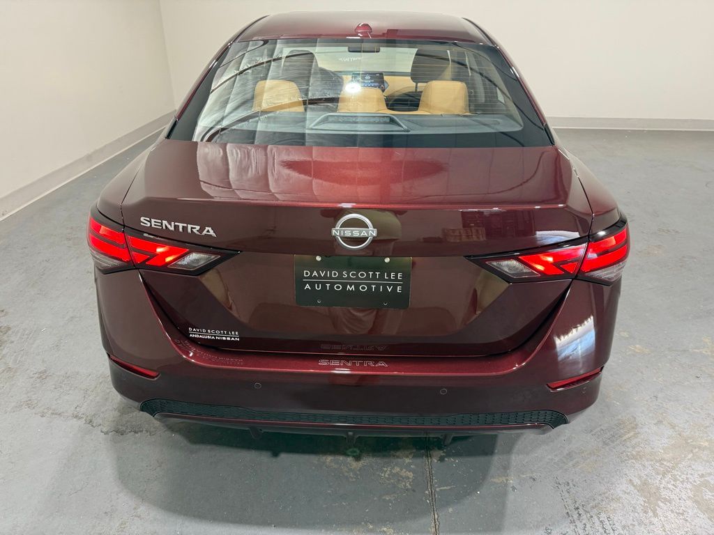 2025 Nissan Sentra SV photo 4