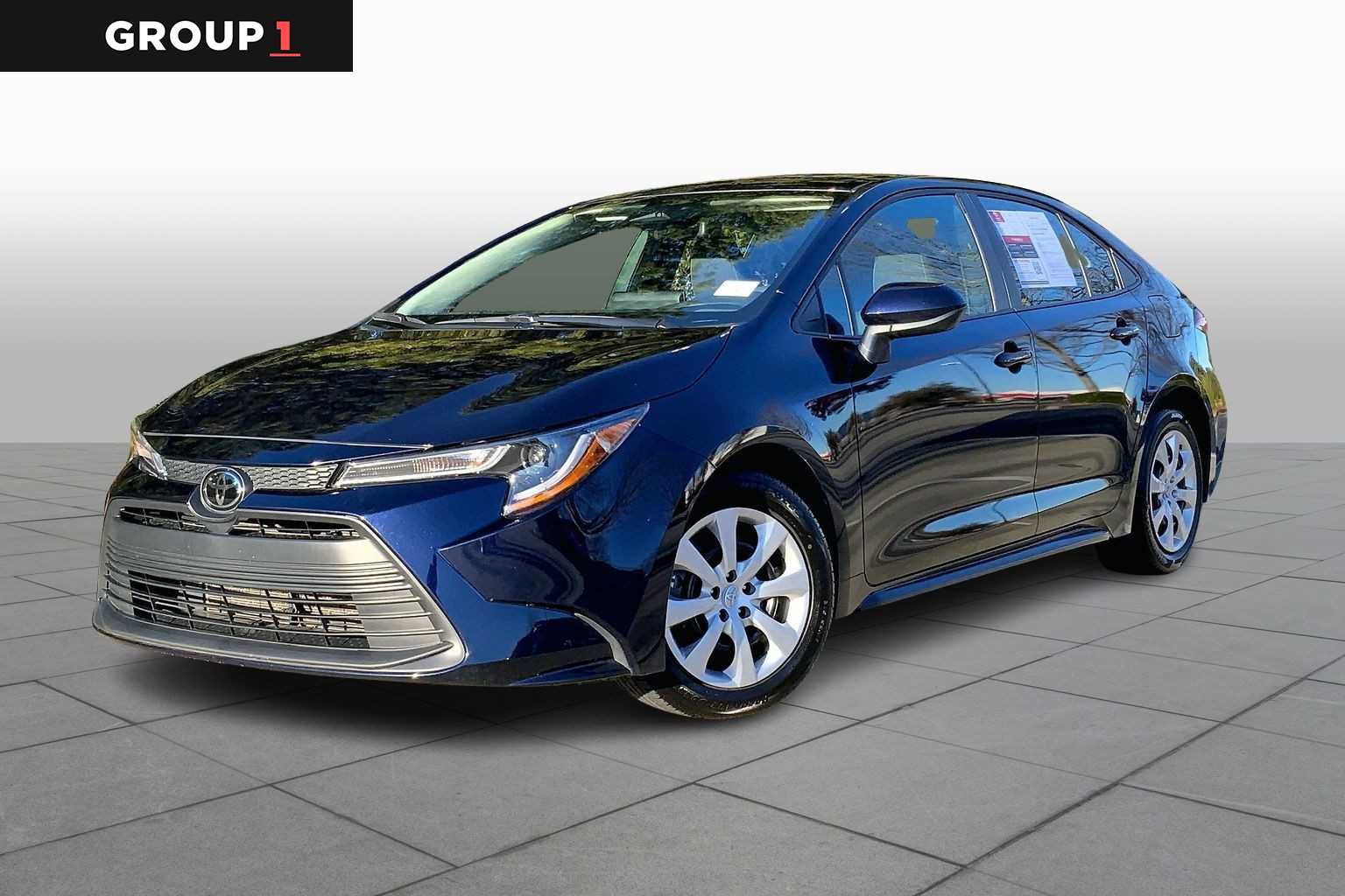 2025 Toyota Corolla LE's photo