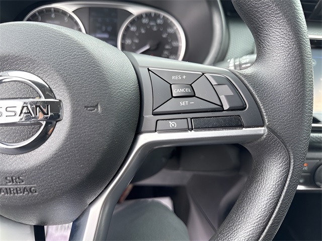 2021 Nissan Kicks S photo 23