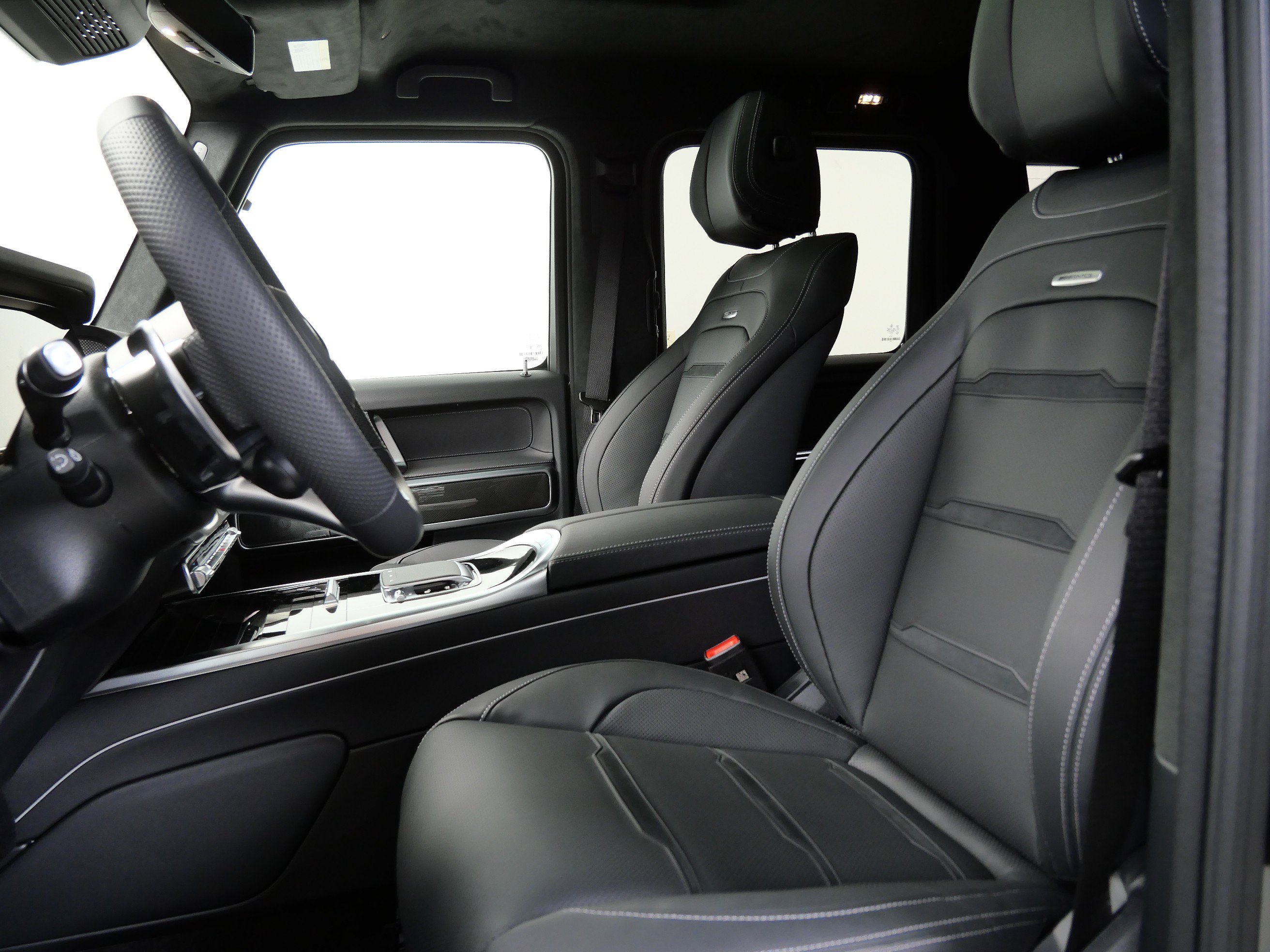 2025 Mercedes Benz G AMG 63 photo 10