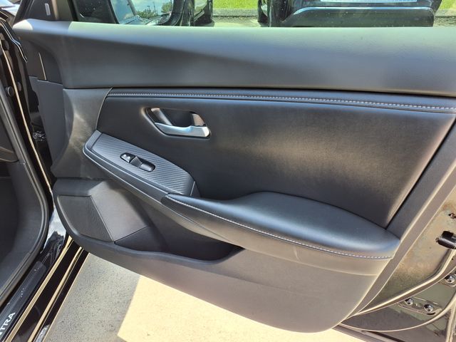 2022 Nissan Sentra SV photo 18