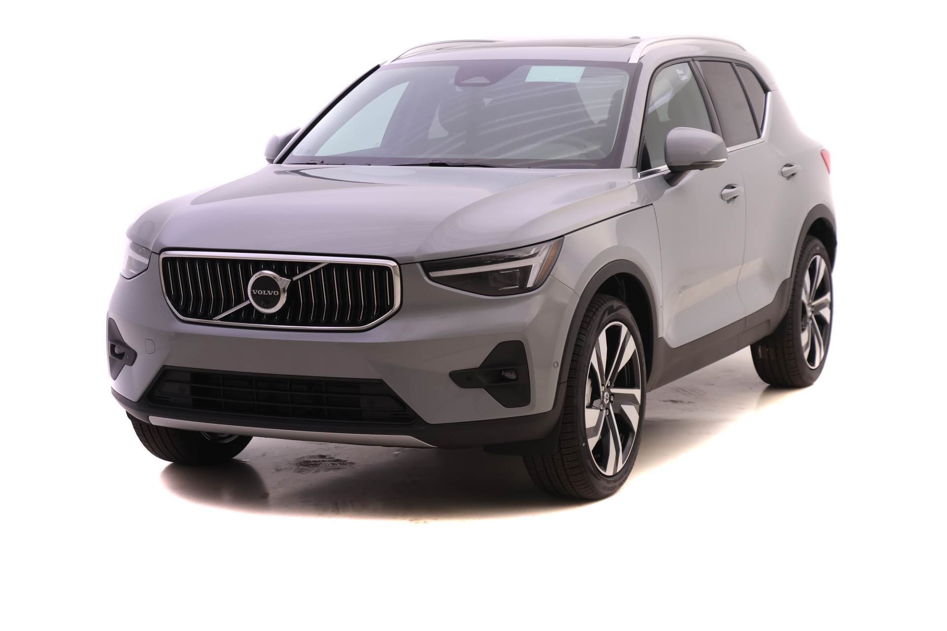 2025 Volvo XC40 Ultra