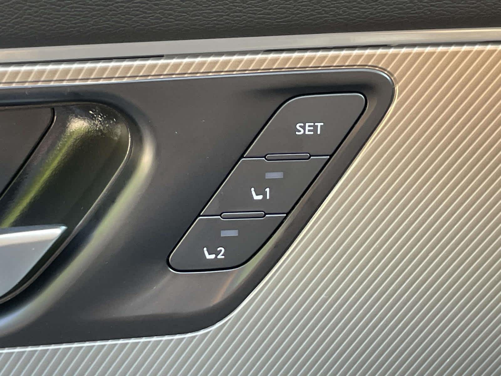 2025 Nissan Murano SL photo 27