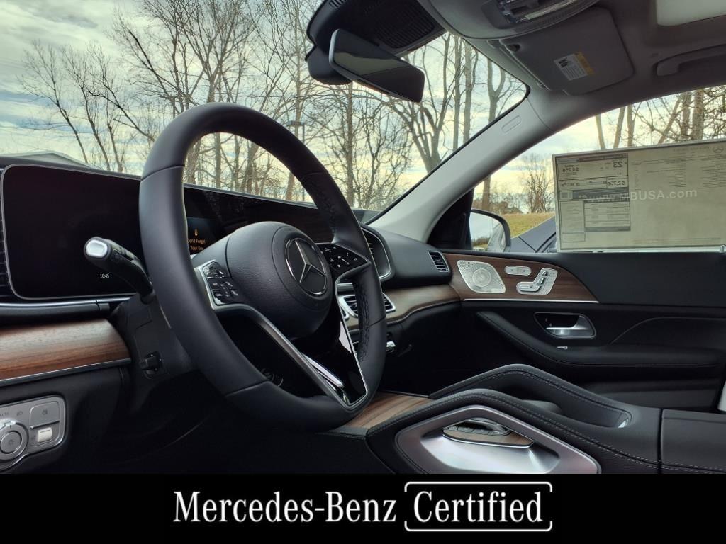 2025 Mercedes Benz GLE 350 photo 3