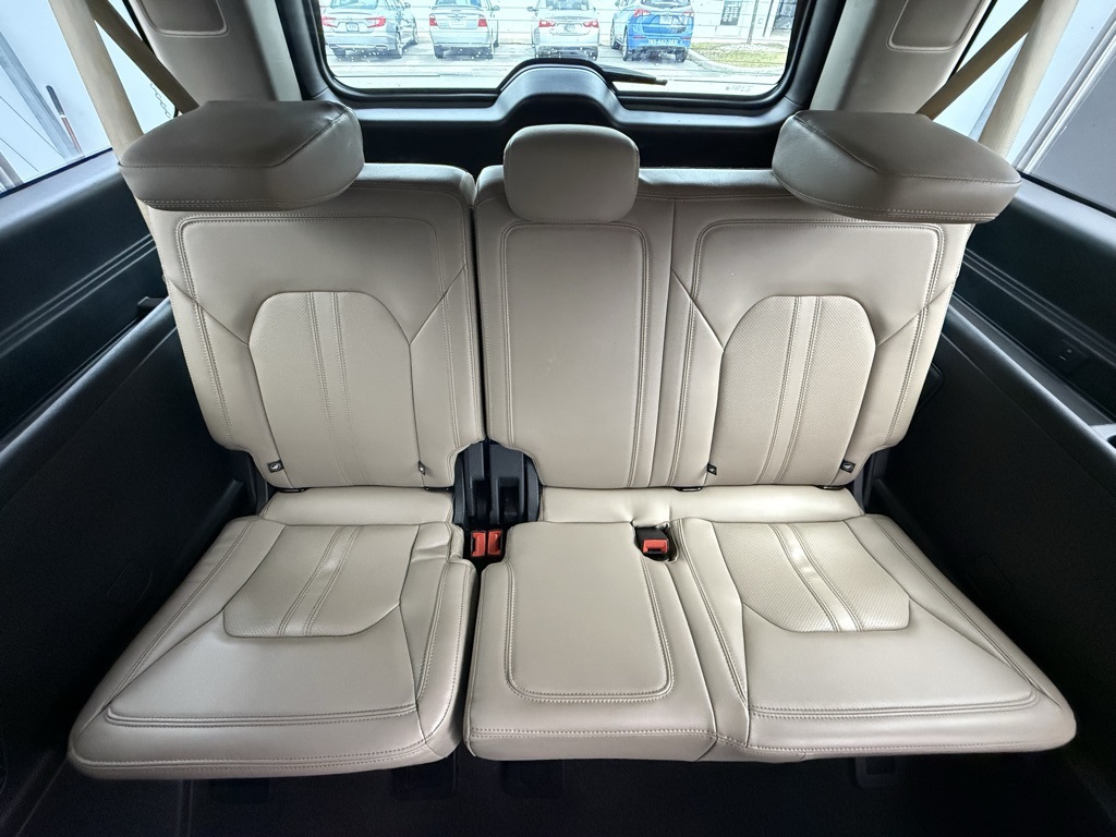 2024 Ford Expedition MAX Limited photo 42