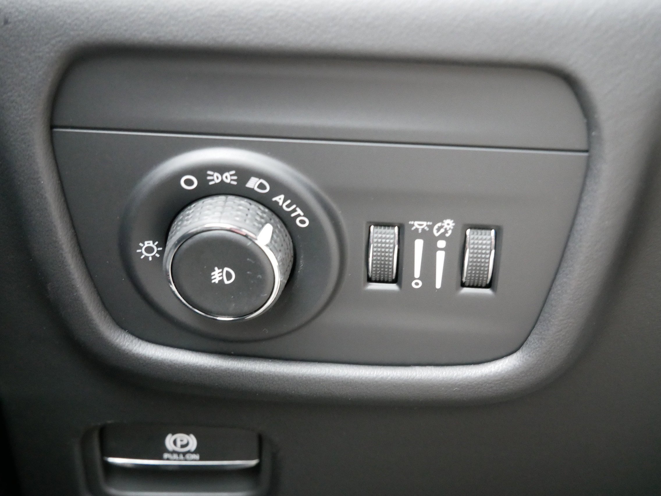 2025 Jeep Grand Cherokee Summit Reserve photo 13