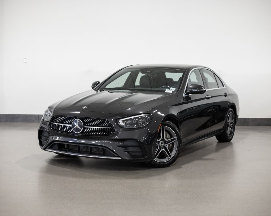 2022 Mercedes-Benz E-Class E350's photo