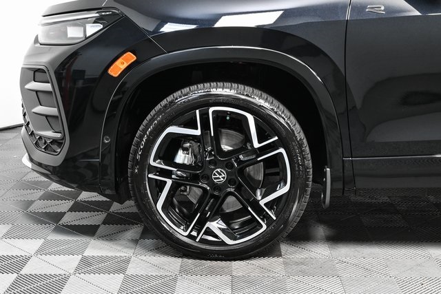 2025 Volkswagen Tiguan SEL R-Line Black photo 34