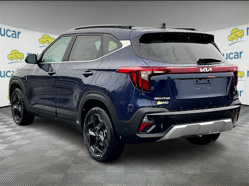 2026 Kia Seltos EX photo 4